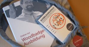 Ordner Woodbadge-Ausbildung, Ausbildungspass, graues Halstuch